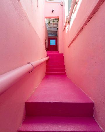 The hot-pink stairs of the Pink Promenade