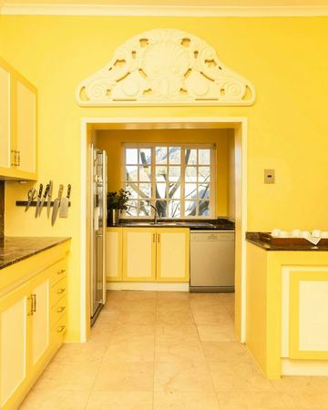 The yellow kitchen